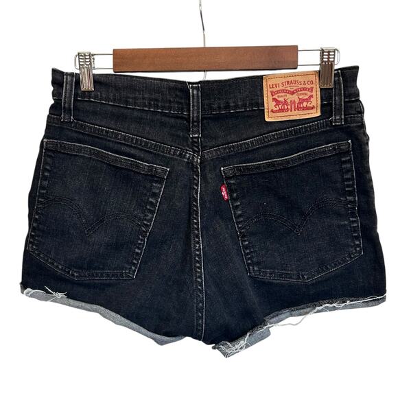 Levi's Black Denim Shorts High Rise Womens Size 30 Distressed Hem - Picture 4 of 8